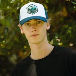 Born To Ultratrail White / Blue -The Indian Face Ventas 03 012 03 10