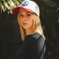 Born To Ski Brown / Grey / Red -The Indian Face Ventas 03 012 18 04