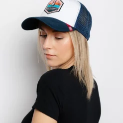 Born To Windsurf White / Blue -The Indian Face Ventas 03 012 20 09