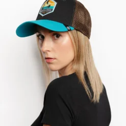 Born To Kitesurf Blue / Brown 22 Born To Kitesurf Blue / Brown -The Indian Face Ventas 03 012 27 02