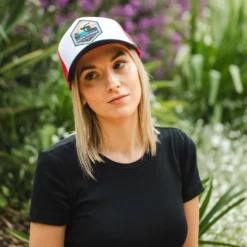 Born To Surf White / Red / Blue 28 Born To Surf White / Red / Blue -The Indian Face Ventas 03 012 32 05