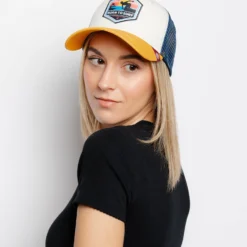 Born To Surf Brown / Blue / Yellow -The Indian Face Ventas 03 012 34 08