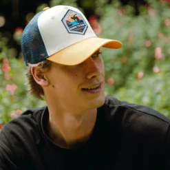 Born To Surf Brown / Blue / Yellow -The Indian Face Ventas 03 012 34 11