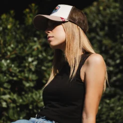 Born To Surf Brown / Grey 24 Born To Surf Brown / Grey -The Indian Face Ventas 03 012 35 01