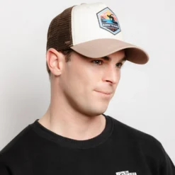 Born To Surf Brown / Grey 30 Born To Surf Brown / Grey -The Indian Face Ventas 03 012 35 08