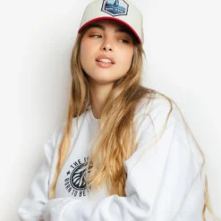 Born To Sail Brown / Grey / Red -The Indian Face Ventas 03 012 42 07