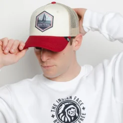 Born To Sail Brown / Grey / Red -The Indian Face Ventas 03 012 42 09