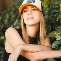 Born To Dunk Brown / Blue / Yellow -The Indian Face Ventas 03 012 43 04