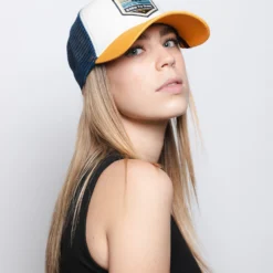 Born To Dunk Brown / Blue / Yellow -The Indian Face Ventas 03 012 43 06