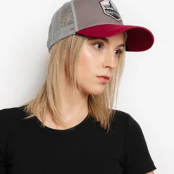 Born To Run Grey / Red -The Indian Face Ventas 03 012 47 02