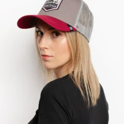 Born To Run Grey / Red -The Indian Face Ventas 03 012 47 03