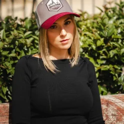 Born To Run Grey / Red -The Indian Face Ventas 03 012 47 04