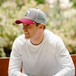 Born To Run Grey / Red -The Indian Face Ventas 03 012 47 12