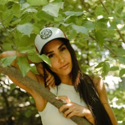 Born To Be Free White / Red / Blue -The Indian Face Ventas 03 013 01 9 scaled