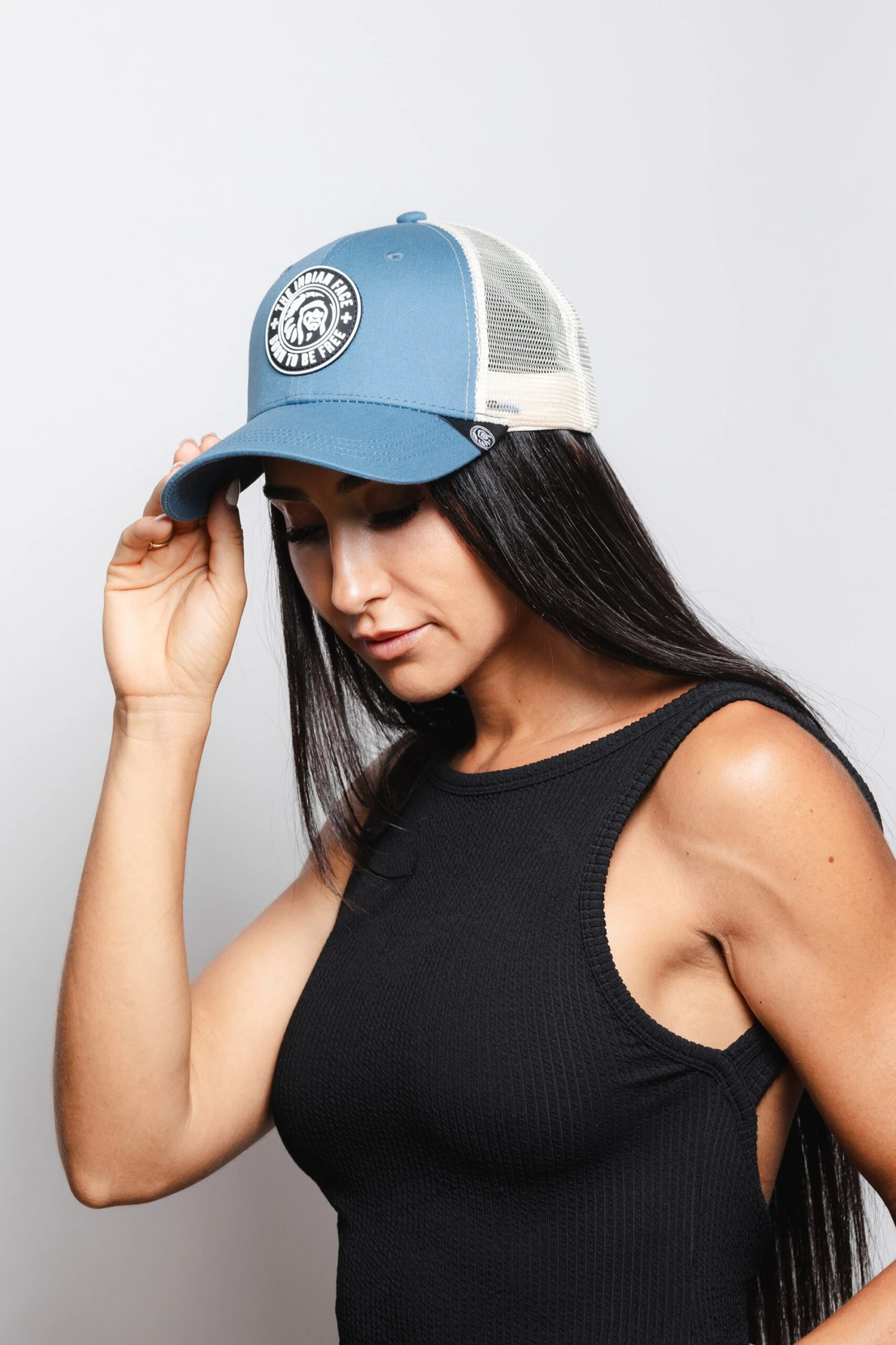 Born To Be Free Blue / White 19 Born To Be Free Blue / White - Imagen 17