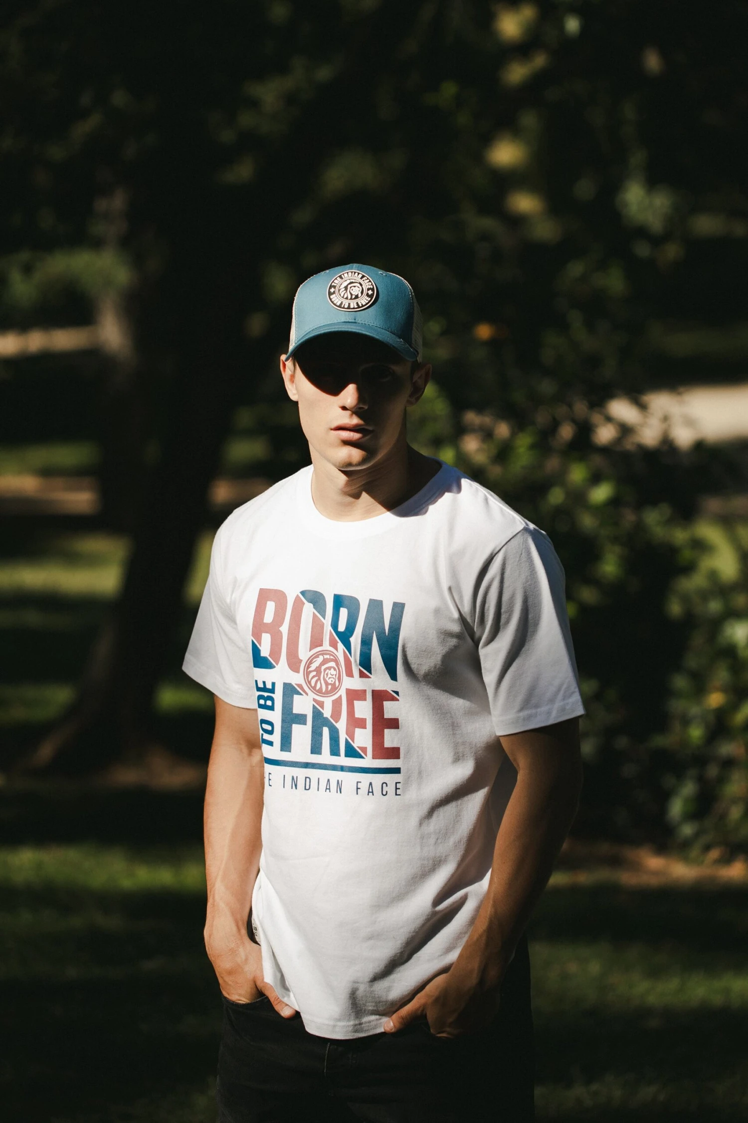 Born To Be Free Blue / White 4 Born To Be Free Blue / White - Imagen 2