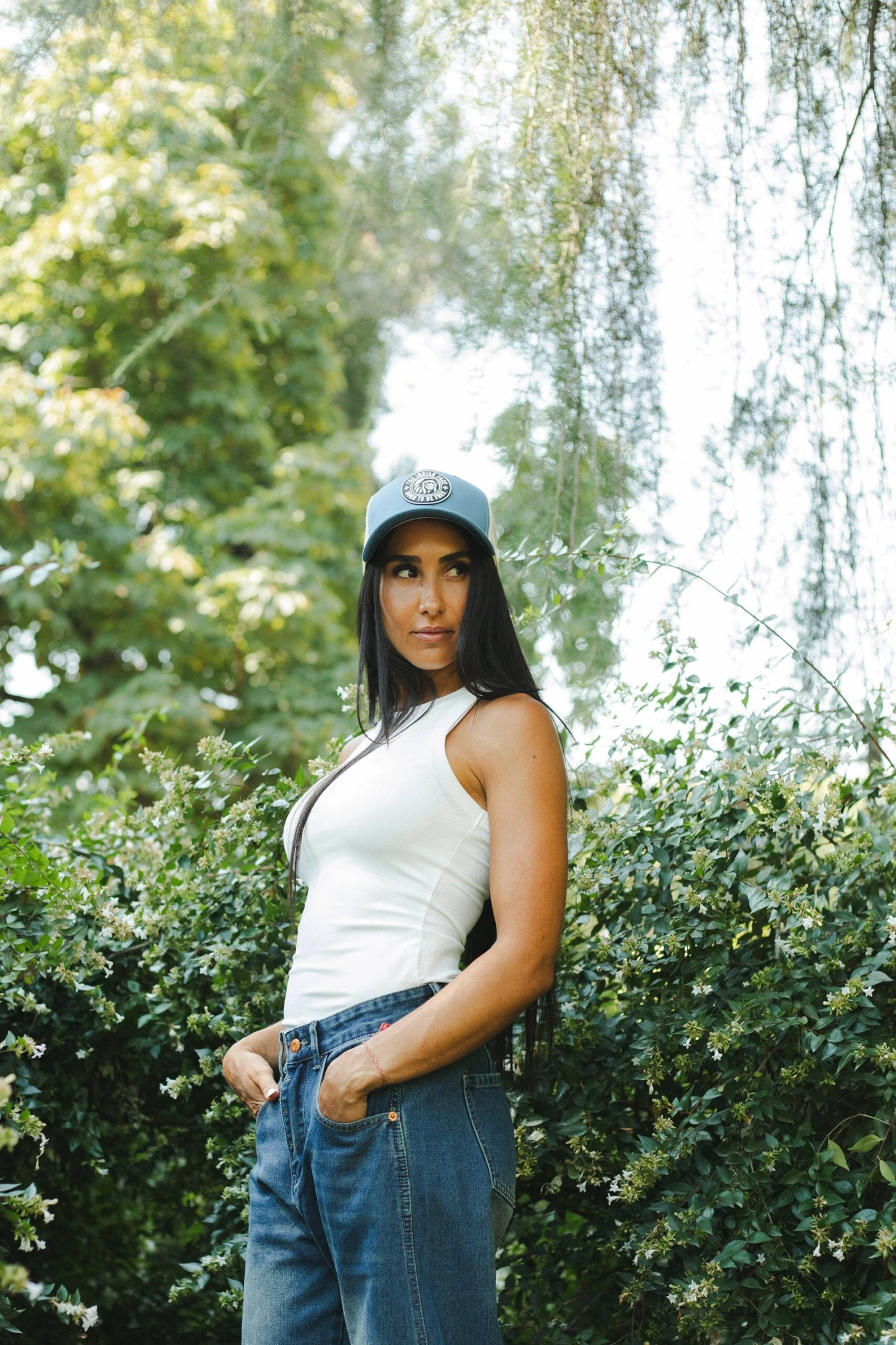 Born To Be Free Blue / White 15 Born To Be Free Blue / White - Imagen 13