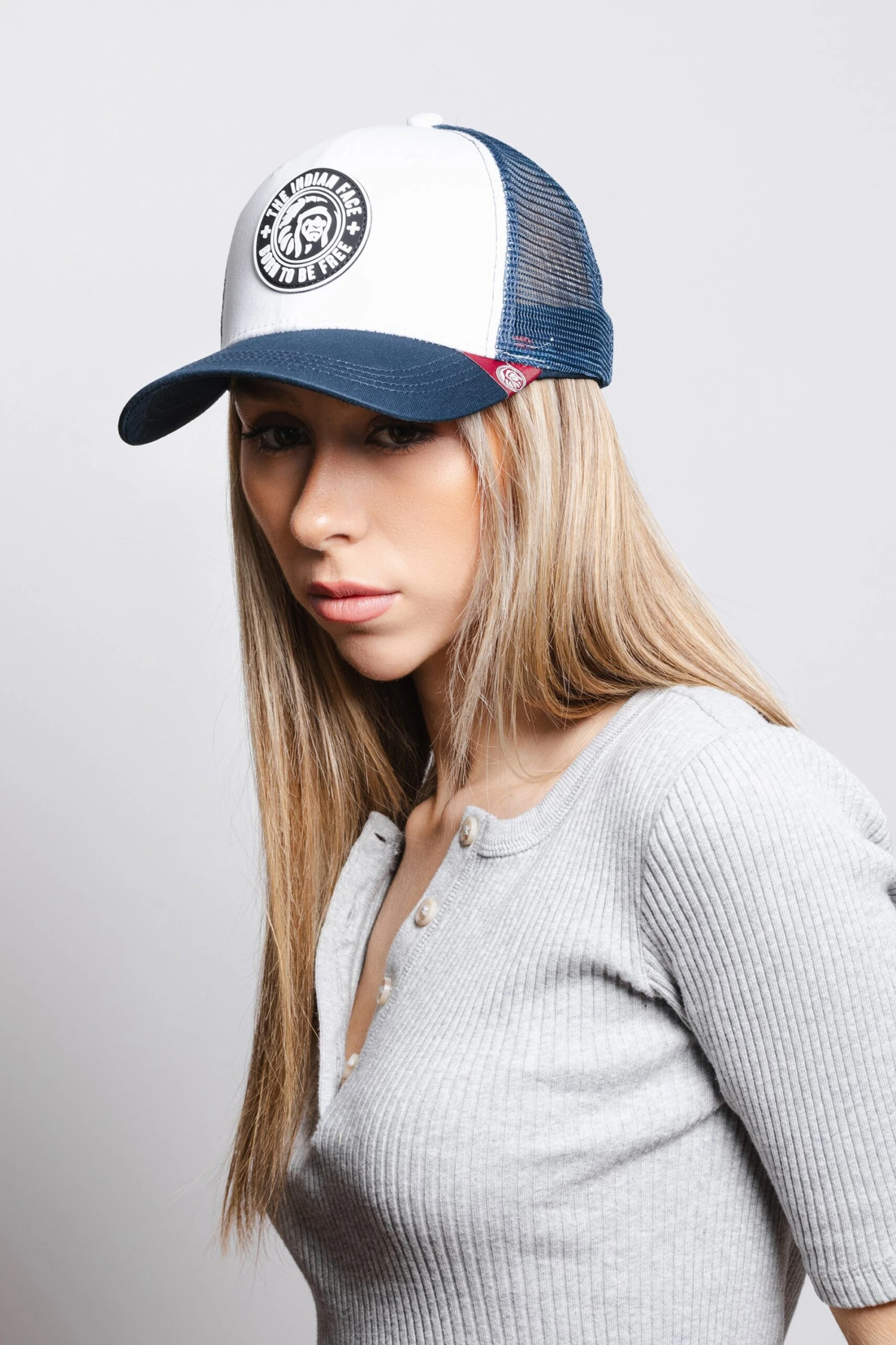 Born To Be Free White / Blue 13 Born To Be Free White / Blue - Imagen 11