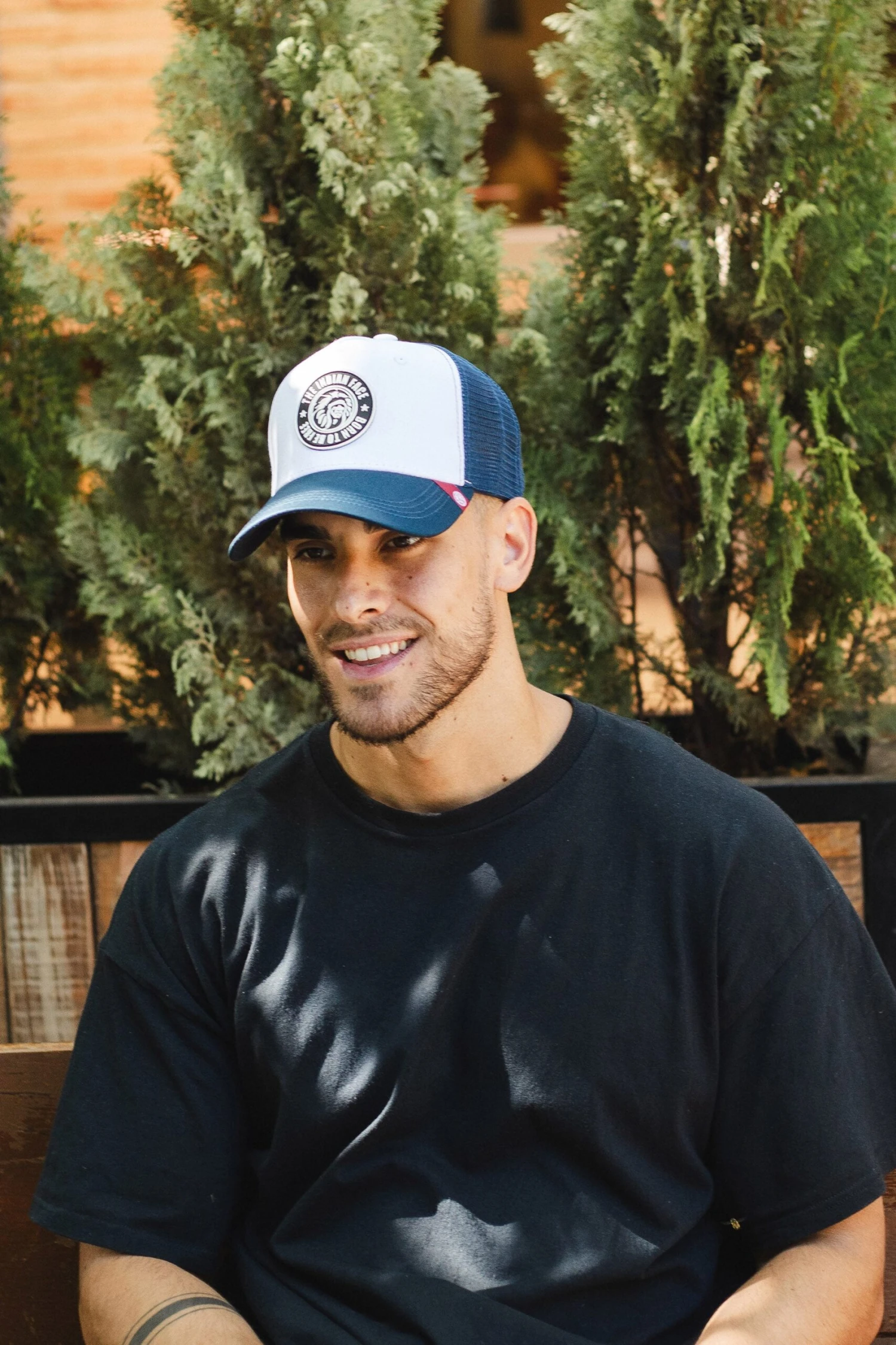 Born To Be Free White / Blue 4 Born To Be Free White / Blue - Imagen 2