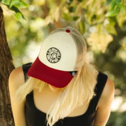 Born To Be Free Brown / Grey / Red -The Indian Face Ventas 03 013 07 1 scaled