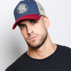 Born To Be Free Blue / Grey / Red 29 Born To Be Free Blue / Grey / Red -The Indian Face Ventas 03 013 08 14 scaled