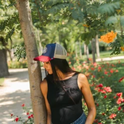 Born To Be Free Blue / Grey / Red 37 Born To Be Free Blue / Grey / Red -The Indian Face Ventas 03 013 08 3 scaled