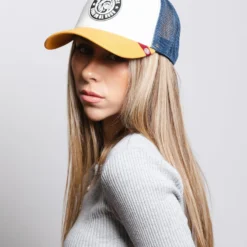 Born To Be Free Brown / Blue / Yellow -The Indian Face Ventas 03 013 09 6 scaled