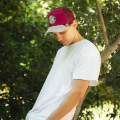 Born To Be Free Red / Grey -The Indian Face Ventas 03 013 10 3 scaled