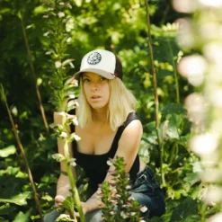 Born To Be Free Brown / Grey -The Indian Face Ventas 03 013 11 10 scaled