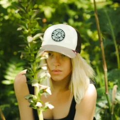 Born To Be Free Brown / Grey -The Indian Face Ventas 03 013 11 9 scaled