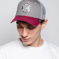 Born To Be Free Grey / Red -The Indian Face Ventas 03 013 13 6 scaled