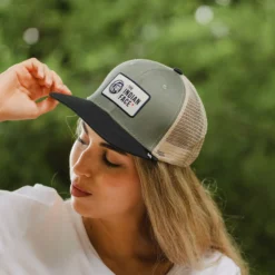 Latitude Navy Blue / Green / Beige -The Indian Face Ventas 03 015 05 2 scaled