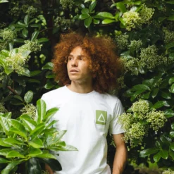 Iconic White 15 Iconic White -The Indian Face Ventas 2024 05 14 MiguelSalazar fosforosm 06 scaled