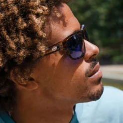 Alpine Brown Tortoise / Blue -The Indian Face Ventas FotoTheIndianFace13 scaled