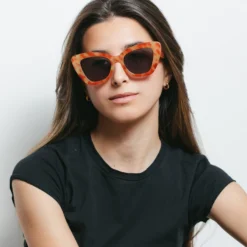 Isla Tortuga Tortoise / Black -The Indian Face Ventas HK 012 02 1 scaled