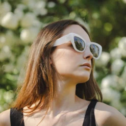 Isla Tortuga White / Black -The Indian Face Ventas HK 012 03 4 scaled