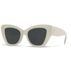 Isla Tortuga White / Black