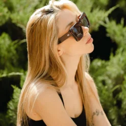 Bora Bora Red / Black 24 Bora Bora Red / Black -The Indian Face Ventas HK 017 03 3 scaled