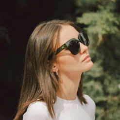 Maldivas Green / Black 27 Maldivas Green / Black -The Indian Face Ventas HK 019 02 6 scaled