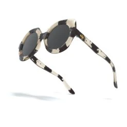Ibiza Tortoise / Black -The Indian Face Ventas HK 026 02 04
