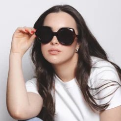 Ibiza Red / Black -The Indian Face Ventas HK 026 03 5 scaled