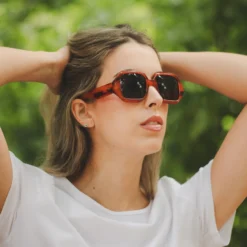 Holbox Tortoise / Black -The Indian Face Ventas HK 027 02 1 scaled