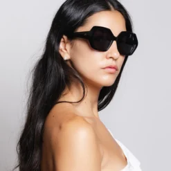 Mykonos Black / Black 25 Mykonos Black / Black -The Indian Face Ventas HK 030 01 4 scaled