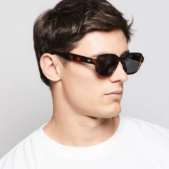 Shoreline Tortoise / Black -The Indian Face Ventas HK A01 24M01C02 02