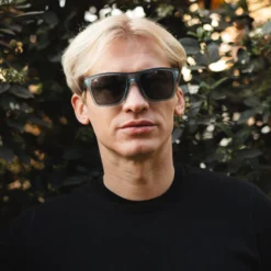 Breezy Blue / Black -The Indian Face Ventas HK A01 24M02C03 02