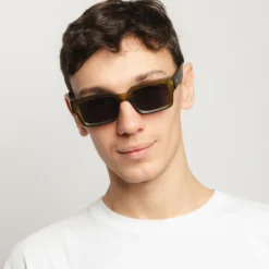 Islander Green / Black 23 Islander Green / Black -The Indian Face Ventas HK A01 24M03C03 06