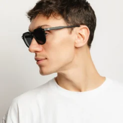 Seashell Black / Black -The Indian Face Ventas HK A01 24M05C01 04