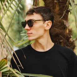 Seashell Green / Black 18 Seashell Green / Black -The Indian Face Ventas HK A01 24M05C03 01