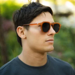 Seashell Orange / Black -The Indian Face Ventas HK A01 24M05C04 03