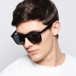 Hossegor Black / Black -The Indian Face Ventas HK A01 24M09C01 01